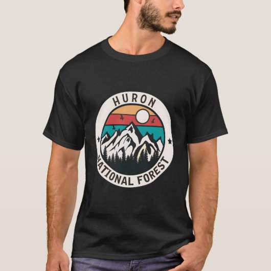 ヒューロン国有林 Tシャツ (正面)