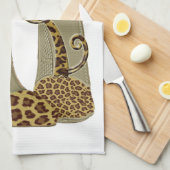 ヒョウのプリントの小剣の靴およびかわいい猫のハート キッチンタオル (四つ折り)