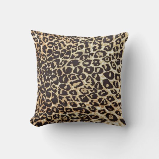 ヒョウのプリントの枕 クッション (正面)