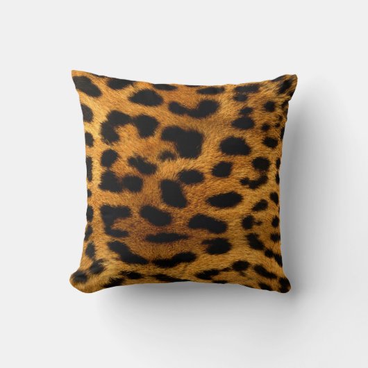 ヒョウのプリントの枕 クッション (正面)
