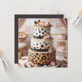 ヒョウの斑点の層状お誕生日ケーキ カード (正面/裏面インサイチュ)