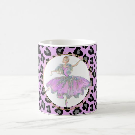 ヒョウの皮の毛柄にピンクのバレリナ コーヒーマグカップ (中央)