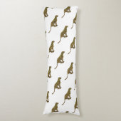 ヒョウの茶色と黄色のシルエット ボディピロー (正面縦)