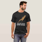ヒョウカッコいいゲコ女子男性へ小さな恐竜Liz Tシャツ (正面フル)
