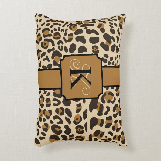 ヒョウパーソナライズされたジャガーアニマルプリント模様 アクセントクッション (正面(垂直))