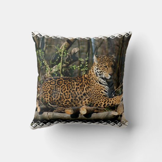 ヒョウ属のジャガーの枕 クッション (裏面)