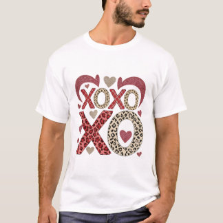 ヒョウ柄とラメ入りXOXOパターン Tシャツ