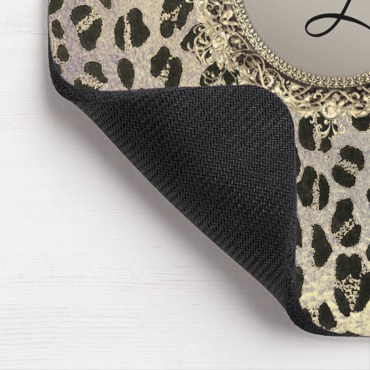 ヒョウ柄のシックな羽モノグラム マウスパッド (コーナー)