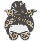 ヒョウ柄のバンダナと眼鏡めちゃくちゃまんじゅう シール (正面)