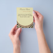 ヒョウ柄のフライヤー チラシ (手)