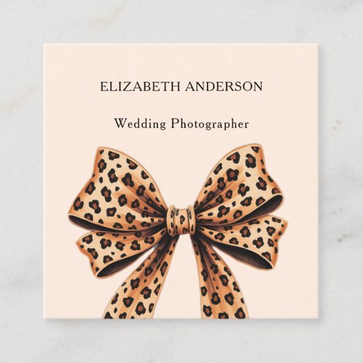 ヒョウ柄の弓の桃QRコードSNS スクエア名刺 (正面)