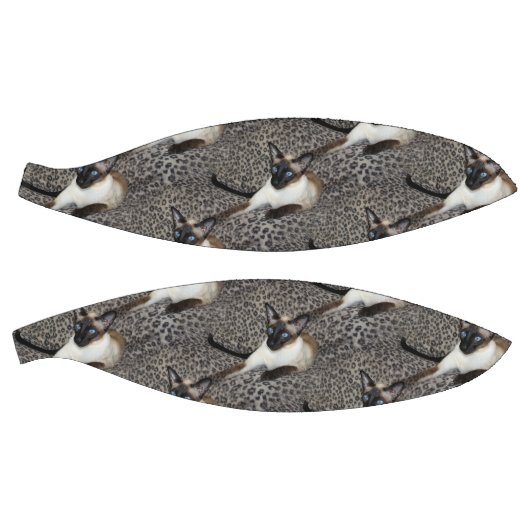 ヒョウ柄の野生の動物の斑点を描くシャム猫 バスケットボール (パネル)