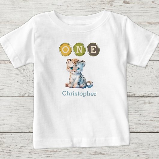 ヒョウ柄の1歳の誕生日 名前入り ブルー ベビーTシャツ
