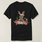 ヒョウ柄イースターバニーラビットホリデーフラワーズ Tシャツ (デザイン正面)