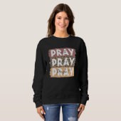 ヒョウ柄プリント Pray on it Pray over it Pray through it スウェットシャツ (正面フル)