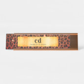 ヒョウ柄茶色の黒金ゴールドメタリックモノグラム デスクネームプレート (正面)