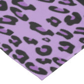 ヒョウ柄、ゼブラ柄、アニマルプリント、紫 テーブルクロス (アングル)