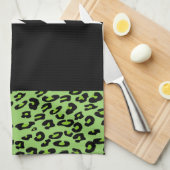 ヒョウ柄，ゼブラ柄，アニマルプリント，緑 キッチンタオル (四つ折り)