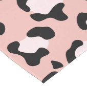ヒョウ柄、ヒョウ柄の斑点、ピンクのヒョウ ミディアムテーブルランナー (コーナー)