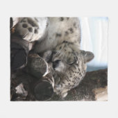 ヒョウ002 フリースブランケット (正面(横))