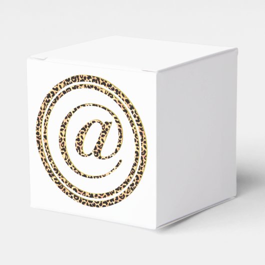 ヒョウ@ フェイバーボックス (正面サイド)