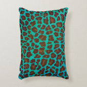 ヒョウ・ブラウンとティール(緑がかった色)プリント アクセントクッション (正面(垂直))