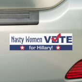 ヒラリーのバンパーステッカーのための扱いにくい女性の投票 バンパーステッカー (車上)
