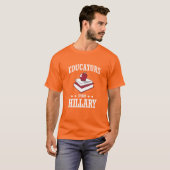 ヒラリー教育者 Tシャツ (正面フル)