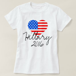 ヒラリー2016年: アメリカのハートの旗の女性のTシャツ Tシャツ