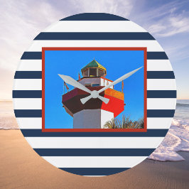 ヒルトンストライプのヘッドアイランドハーバータウンライトハウス ラージ壁時計