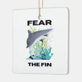 ヒレザメを恐れる セラミックオーナメント (左)