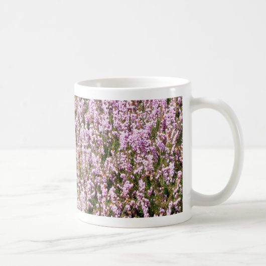 ヒースによっては美しい眺めが開花します コーヒーマグカップ (右)