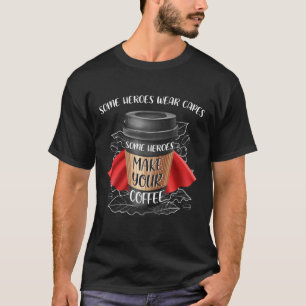 ヒーローがコーヒーを作る Tシャツ