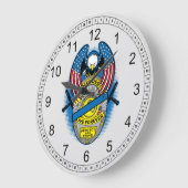 ヒーローは永遠に生きる警察のメモリアルバッジ ラージ壁時計 (傾斜)