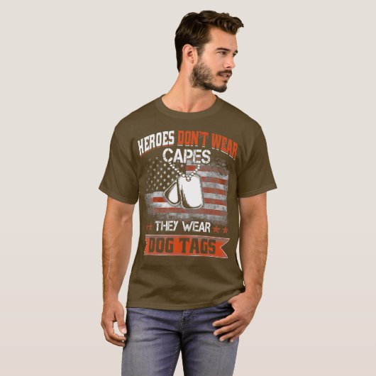 ヒーローは衣服ケープズ彼らは衣服犬タグ Tシャツ (正面フル)