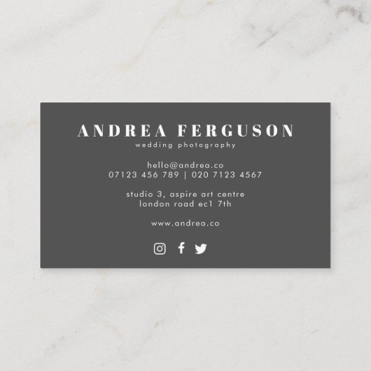 ヒーローイメージフォトグラファー離れの重ね合わせ 名刺 (裏面)