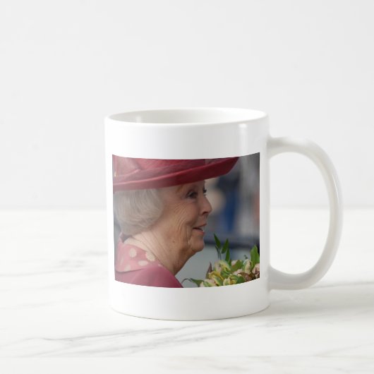 ビアトリックス女王オランダ コーヒーマグカップ (右)