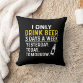 ビアドリンカーIのみビール誕生日 クッション (ブランケット)