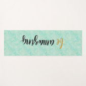 ビアメージング引用文ブルー ヨガマット (正面(横))