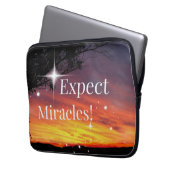 ビェルミラクルスパークルサンセット感動的引用文 ラップトップスリーブ (正面左)