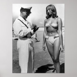 ビキニの女がチケット ポスター