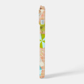 ビキニの女の子と男遊のスイミングプールゲーム iPhone 15ケース (左側面)