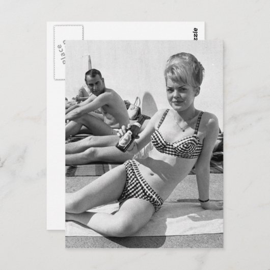 ビキニの女の子ヴィンテージ写真 ポストカード (正面/裏面)