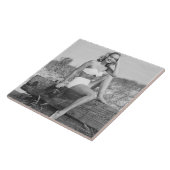 ビキニの女性 タイル (側面)