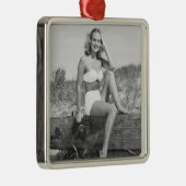 ビキニの女性 メタルオーナメント (右)