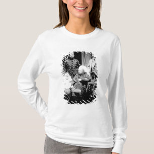 ビクトリアの皇帝ニコラス女王II Tシャツ