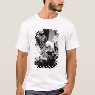 ビクトリアの皇帝ニコラス女王II Tシャツ