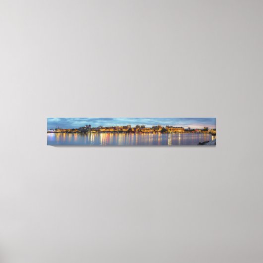 ビクトリアスカイラインアットナイトパノラマ キャンバスプリント (正面)