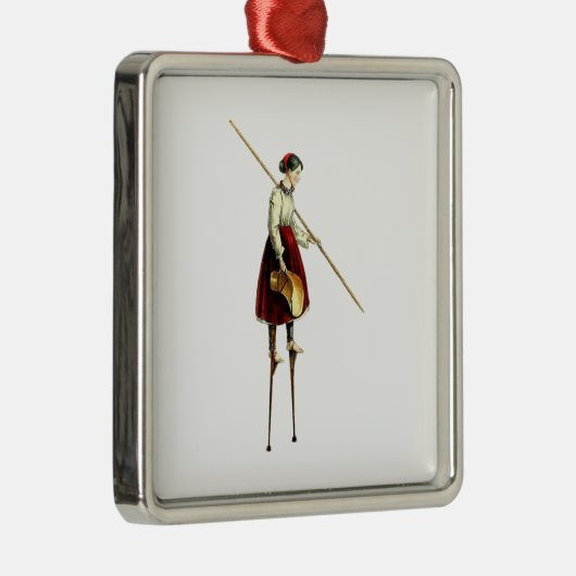 ビクトリアンな支柱の歩行者の女性 メタルオーナメント (右)