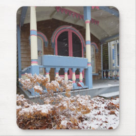 ビクトリアンコテージイン雪 – マーサのブドウ畑 マウスパッド